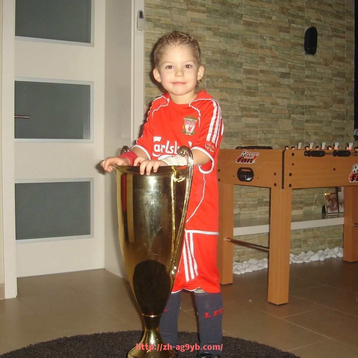 ag9游会-英超球衣号码真假验证方法及识别技巧