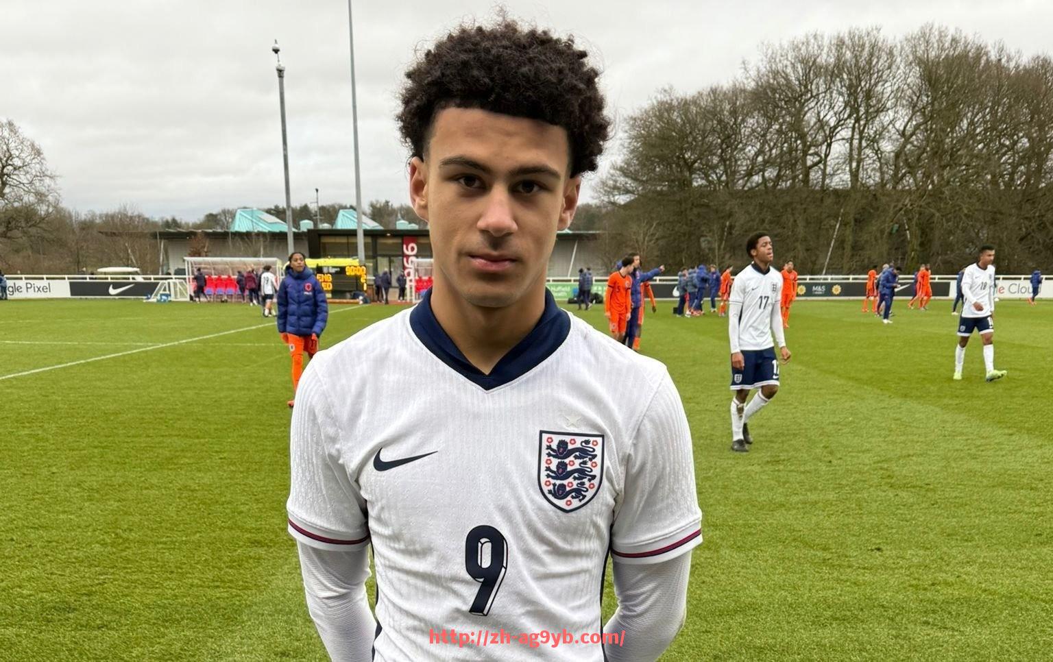 ag9游会-英超球队球员身价排名及变化趋势分析